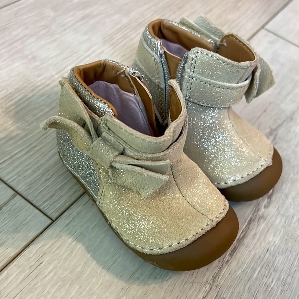 Stride Rite Boots - Picture 2 of 2